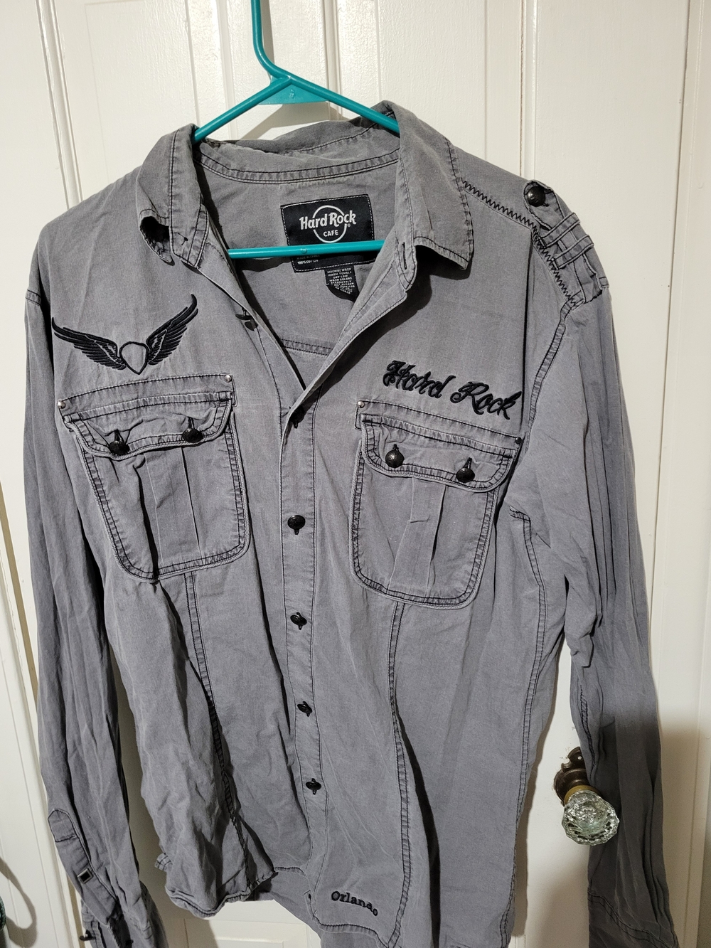 Hard Rock Cafe Gray Shirt with Black Logo
